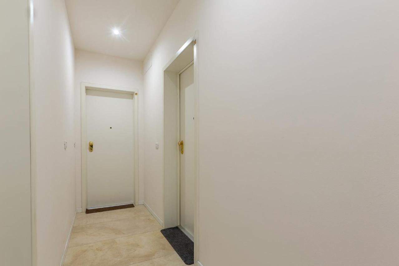 Bologna Piazza Del Nettuno Apartment المظهر الخارجي الصورة