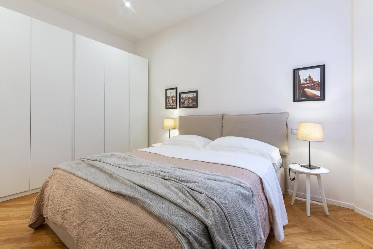 Bologna Piazza Del Nettuno Apartment المظهر الخارجي الصورة
